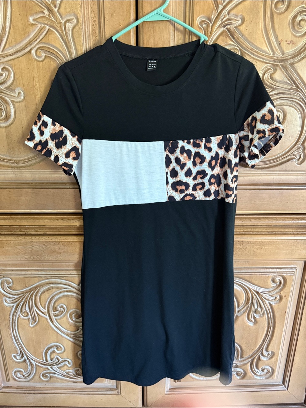 SHEIN Black Colorblock Asymmetrical Dress with Leopard Panels